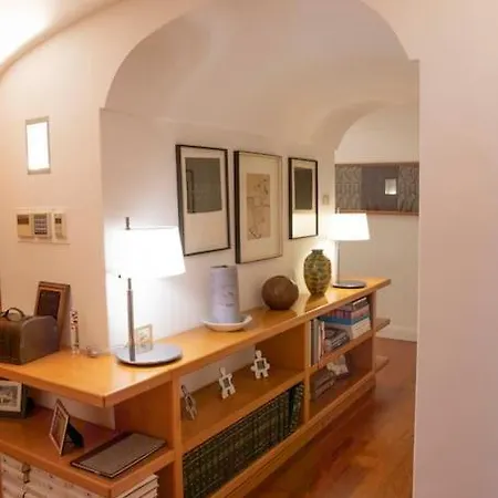 Villa Joey - Prestigious With Private Garage In The Heart Of *